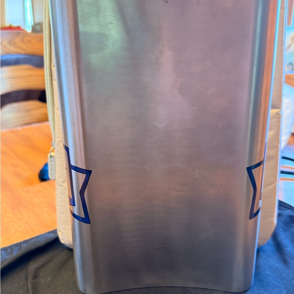 Flask - Picture 2 of 2